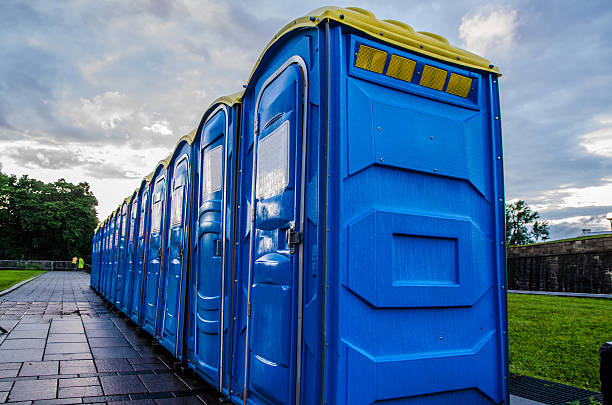 Best Luxury portable toilet rental  in Solon, IA